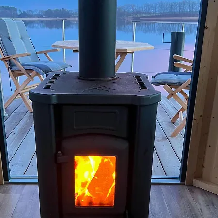 بوتيل Hausboot Jawe Auf Der Kleinseenplatte